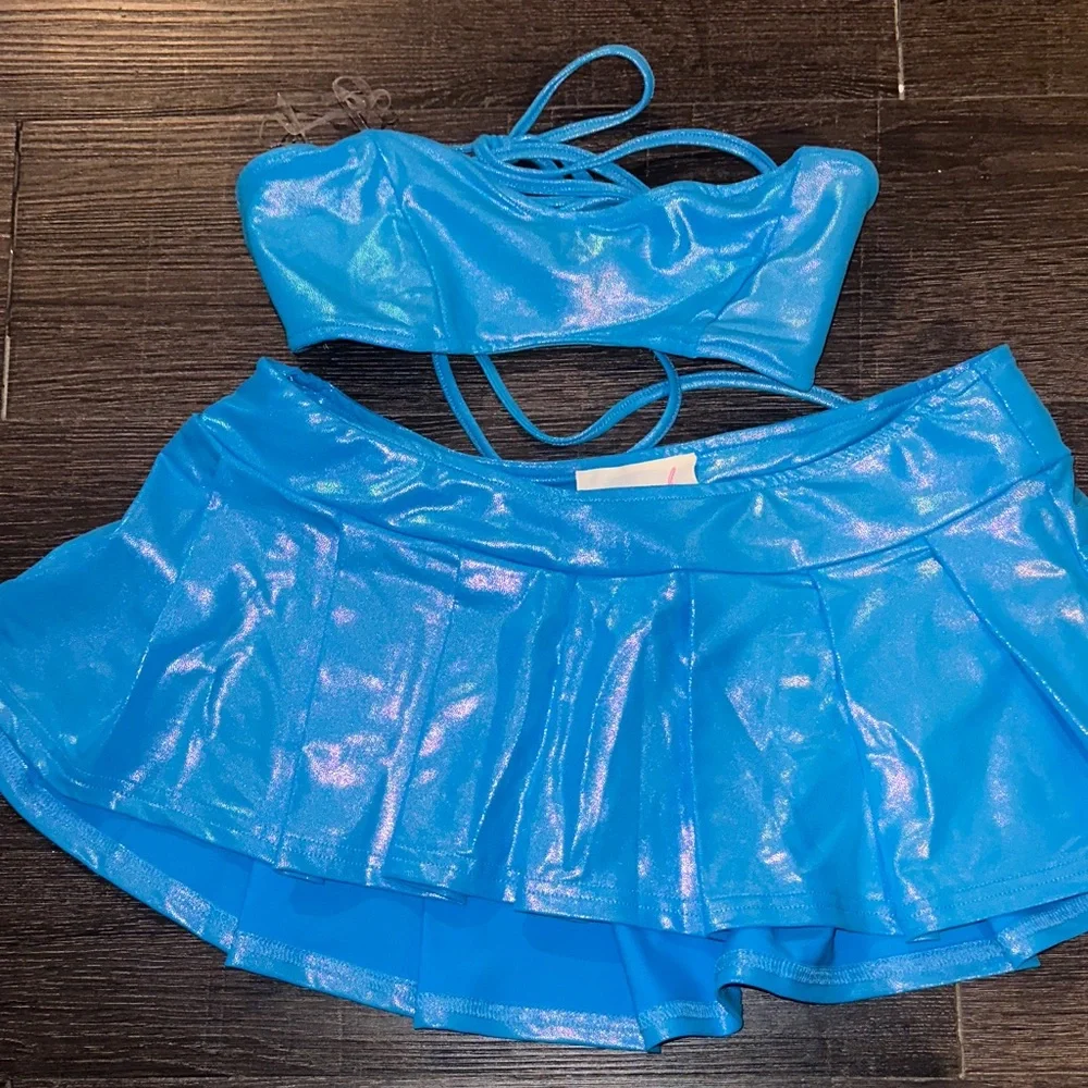 New Pink Shimmering Electric Blue Two-Piece Skirt Set - Picture 1 of 4